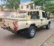 Toyota Land Cruiser 2009 Yellow - 3