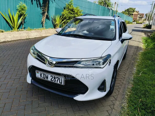 Toyota Corolla Fielder 1.8 Petrol FWD 2018 White - 1