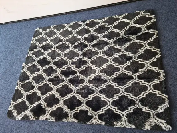 5x7 Luxury Furry Area Rug - Modern Grey Trellis - 1