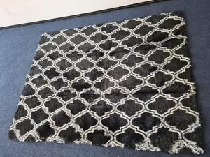 5x7 Luxury Furry Area Rug - Modern Grey Trellis