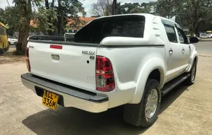 Toyota Hilux Double Cab 2011 Diesel Automatic
