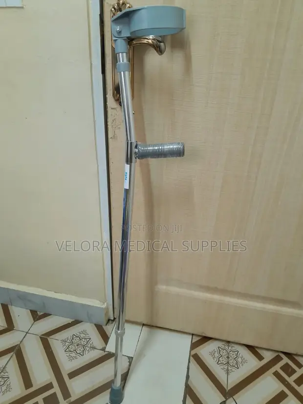 Forearm Crutches - Closed Elbow Walking Support - 1