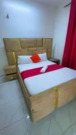 5x6 Bed, Mattress & 2 Stools - Used - 2