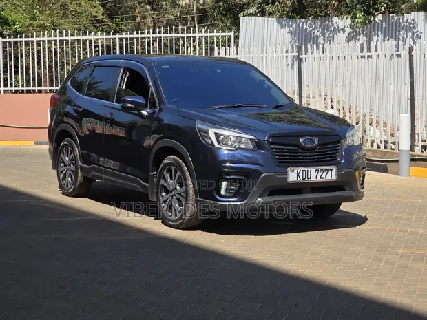Subaru Forester 2019 Burgundy - 1