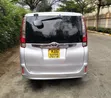 Toyota Noah 2015 Nyeupe - 5
