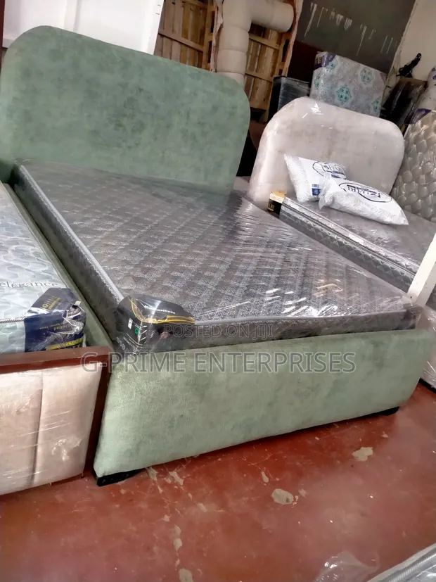 5x6 Green Velvet Upholstery Bed with Mattress - 1