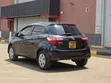 Toyota Vitz 2017 Nyeusi - 3
