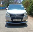 Toyota Noah 2015 Silver - 4