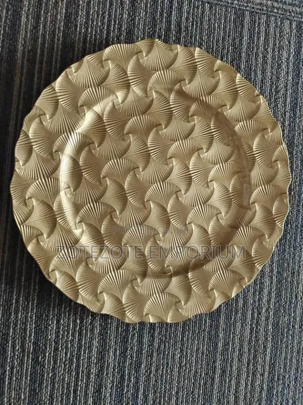 13" Round Reef Charger Plate - Mpya Kabisa - 1