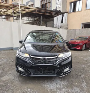 Honda Fit Hybrid 2020 Nyeusi
