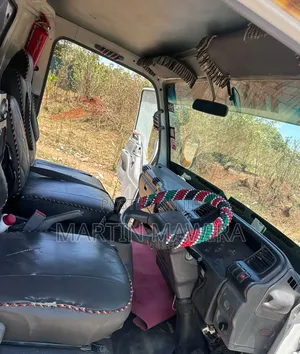 Isuzu NPR Lorry - 2018