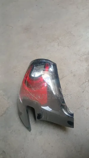 Toyota Sienta 2018 Taillight ya Mwili (Ex-Japan)