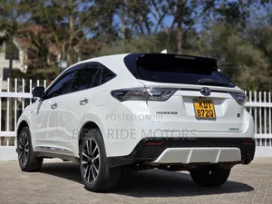 Toyota Harrier 2.0 Turbo GR Sport 2018 White