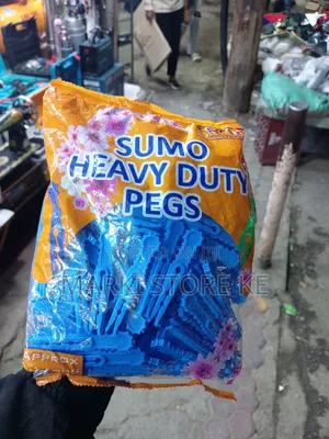144 Pieces Heavy Duty Pegs/Hanging Pegs