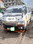 Toyota HiAce 2000 White - 1
