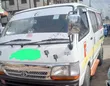 Toyota HiAce 2000 White - 4