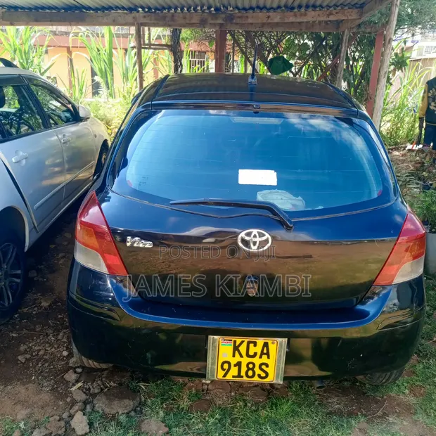 Toyota Vitz 2009 Black - 1