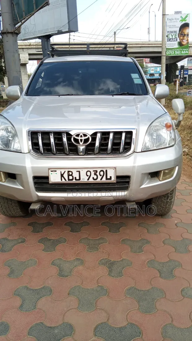 Toyota Land Cruiser Prado 2007 Silver - 1