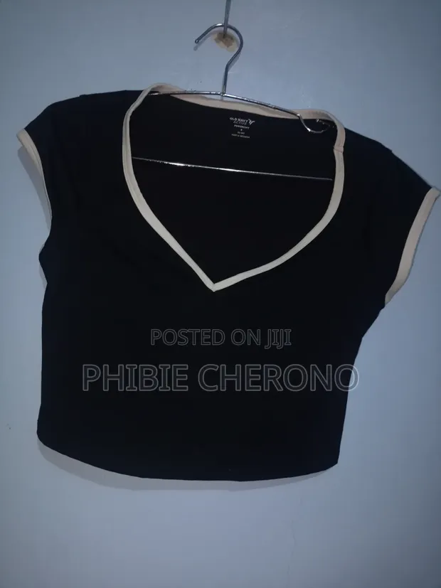 Brand New Nike Blouses for Women - 1