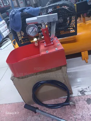 Manual Hydraulic Pressure Test Pump - 1000 PSI