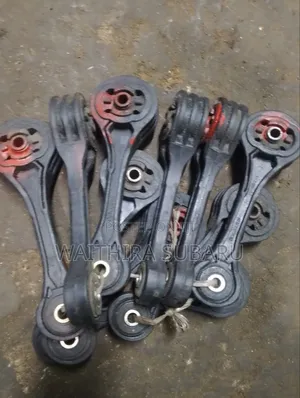 Subaru Outback Control Arms (Used)