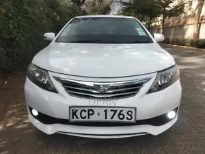 Toyota Allion 2011 Nyeupe