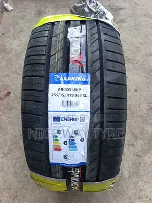 Roadking 255/35R19 High Performance Tires