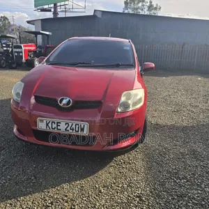 Toyota Auris 2008 Red