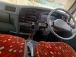 Nissan Caravan (Urvan) 2002 - Nyeupe - 4