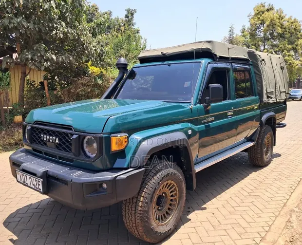 Toyota Land Cruiser Double Cab 2014 - 1