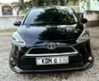 Toyota Sienta 2016 Nyeusi - 4