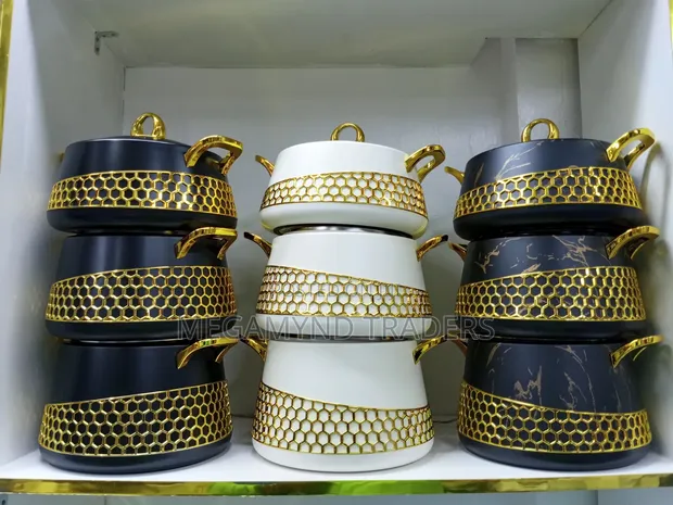 Luxurious 3-Piece Hot Pot Set - Elegant Gold Design - 1