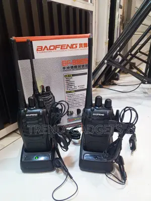 Baofeng BF-888S Walkie Talkie, 16 Channels, LED Light