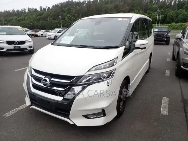Nissan Serena 2019 Nyeupe - 1