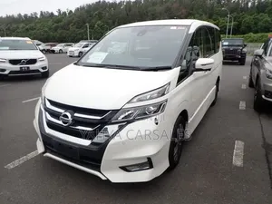 Nissan Serena 2019 Nyeupe