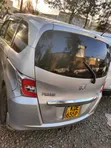 Honda Stepwgn 2018 Nyeupe - 3
