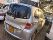 Honda Stepwgn 2018 Nyeupe - 4