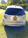 Honda Fit Automatic 2012 Silver - 2