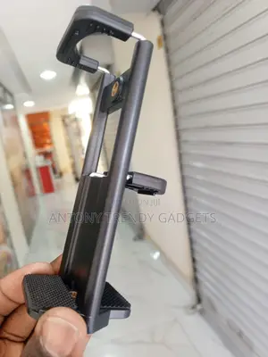 Universal 2-in-1 Phone & Tablet Tripod Mount Clip