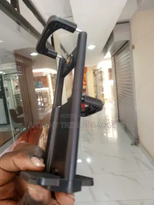 Kishikilia Simu na Kompyuta Kibao cha Universal chenye Mlima wa 1/4"