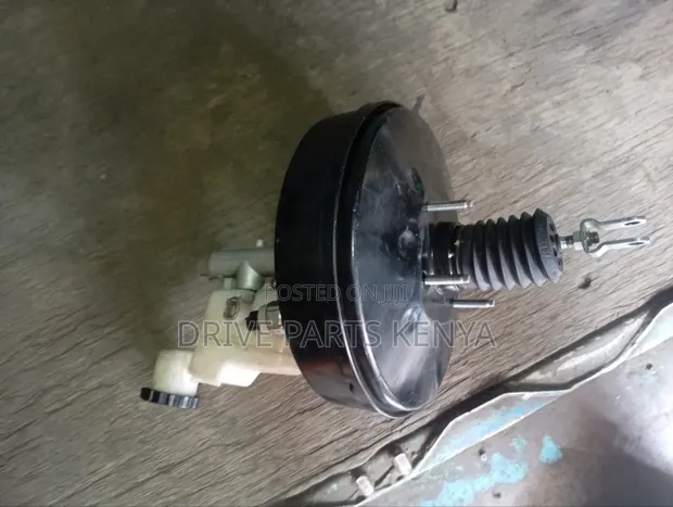Toyota Hilux/Vigo 2016 Brake Booster - 1