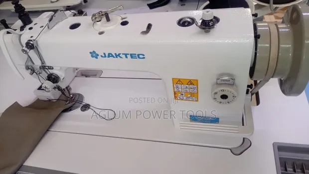 Jacktec JK0303 Walking Foot & Top Stitch Industrial Sewing Machine - 1