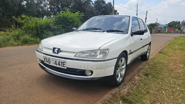Peugeot 306 Cabriolet 2.0 Rallye Conversion 1994 - 1