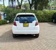 Honda Fit 2008 Nyeupe - 2