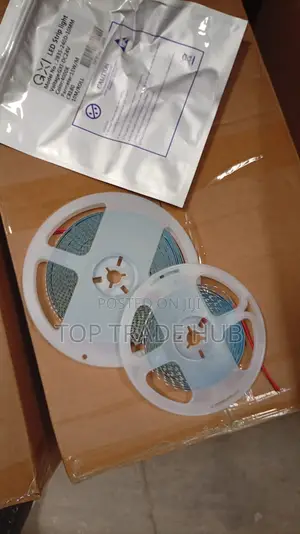 SMD LED Strip Lights 24V 4000K Nyeupe Baridi - 10 Meter