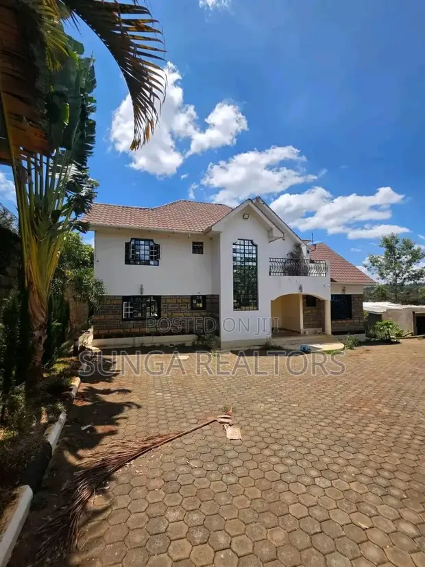 4 Bedroom House for Rent in Karen C, Kerarapon - 1