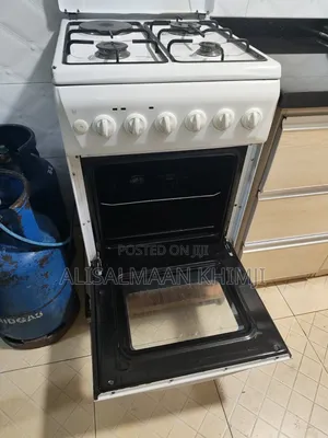Ramtons Cooker - 50x55cm, 3 Gas Burners + 1 Electric Hot Plate