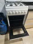 Ramtons Cooker - 50x55cm, 3 Gas Burners + 1 Hot Plate ya Umeme - 1