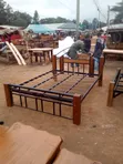 Kitanda Bora cha Mahogany na Chuma (5x6) - 2
