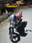 TVS Apache RTR 160 2022 Nyeusi - 4